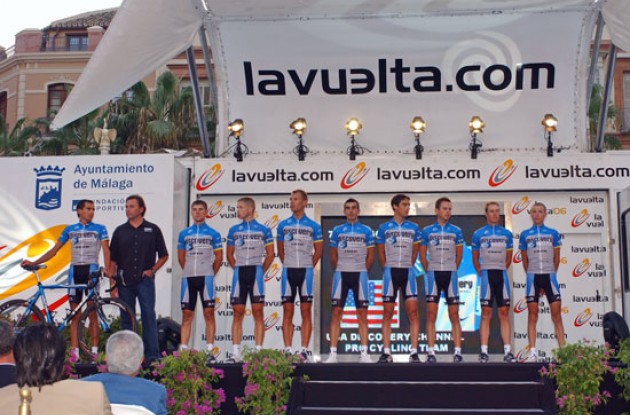 Team Discovery Channel. Photo copyright Roadcycling.com.