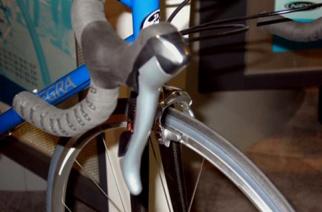 Ultegra shifter. Photo copyright Roadcycling.com.