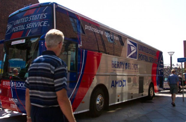 This is where 8 of the riders are hiding. Photo copyright Roadcycling.com. This is where 8 of the riders are hiding. Photo copyright Roadcycling.com.