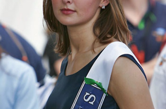 Podium girl waiting. Photo copyright Ben Ross/Roadcycling.com/<A HREF="http://www.benrossphotography.com" TARGET=_BLANK>www.benrossphotography.com</A>.