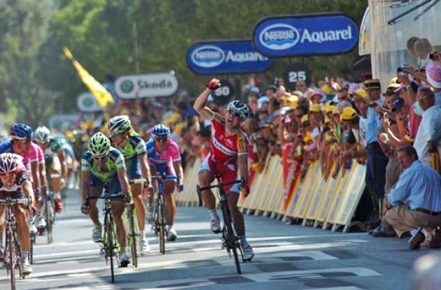 Hunter wins the stage sprint.