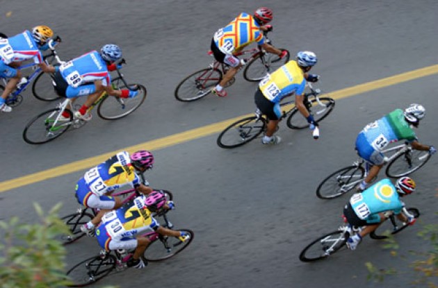 More riders going 80 km/h.  Photo copyright Paul Sampara Photography. More riders going 80 km/h.  Photo copyright Paul Sampara Photography.