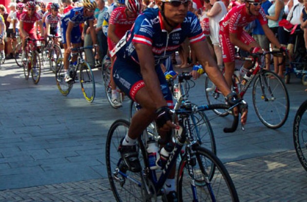 Antonio Cruz rolls by the camera. Photo copyright Roadcycling.com.