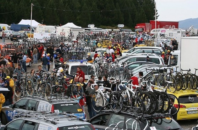 Photo copyright <A HREF="http://www.photoshelter.com/usr-show?U_ID=U0000yEwV90OAoAE" TARGET="_BLANK">www.BenRossPhotography.com</A>. Photo copyright <A HREF="http://www.photoshelter.com/usr-show?U_ID=U0000yEwV90OAoAE" TARGET="_BLANK">www.BenRossPhotography.com</A>.