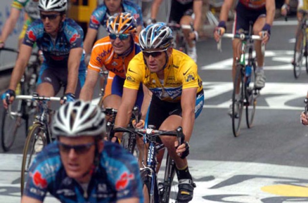 Lance Armstrong arriving at today's finish. Photo copyright Fotoreporter Sirotti.
