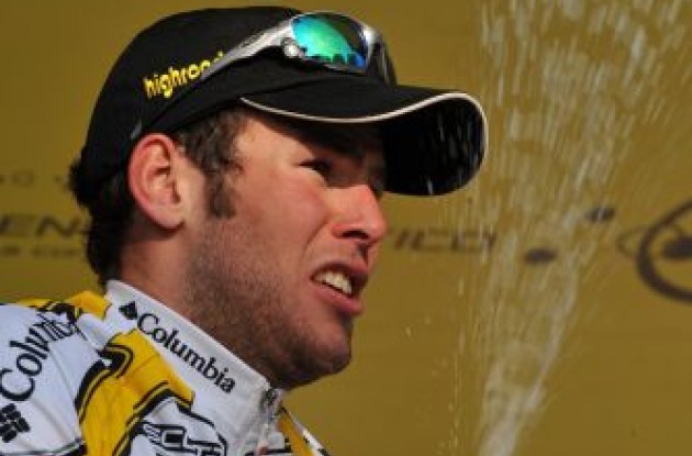 Mark Cavendish. Is he able to beat Thor Hushovd in the sprinter competition of the 2010 Tour de France and win the green jersey in Paris? Stay tuned to Roadcycling.com to find out! Photo copyright Fotoreporter Sirotti.