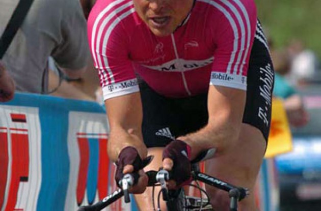 Jan Ullrich finished 80th today. Still a long way to go for Jan before the 2006 Tour de France. Photo copyright Fotoreporter Sirotti.