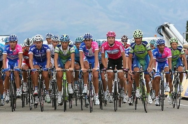 Photo copyright <A HREF="http://www.photoshelter.com/usr-show?U_ID=U0000yEwV90OAoAE" TARGET="_BLANK">www.BenRossPhotography.com</A>. Photo copyright <A HREF="http://www.photoshelter.com/usr-show?U_ID=U0000yEwV90OAoAE" TARGET="_BLANK">www.BenRossPhotography.com</A>.