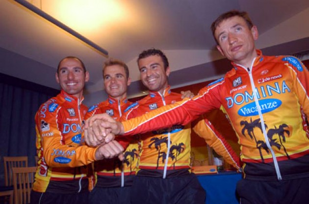 Belli, Celestino, Quaranta, and Honchar are Domina Vacanze's leaders in 2005. Photo copyright Fotoreporter Sirotti.