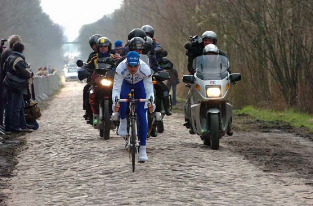 Tom Boonen (Quick Step) did some serious testing today. Photo copyright Fotoreporter Sirotti.