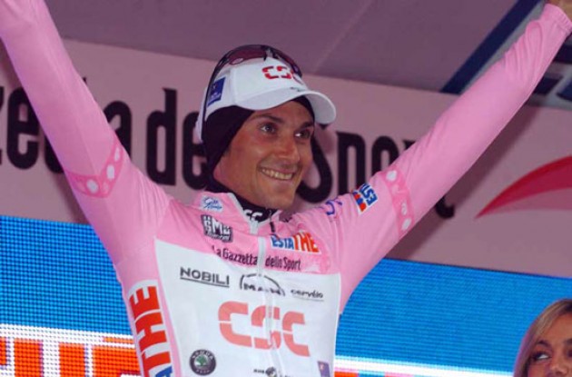 Ivan Basso - Pretty in pink. Photo copyright Fotoreporter Sirotti.