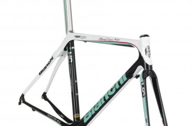 Bianchi 928 SL ISAP Review frame close-up