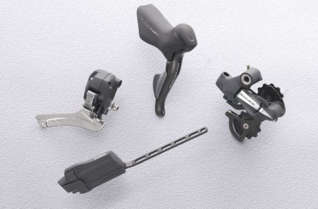 Shimano Dura-Ace DI2 7970. Shimano Dura-Ace DI2 7970.