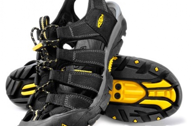 Roadcycling.com reviews the Keen Commuter Sandal.