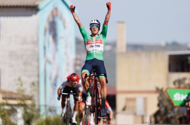 Mads Pedersen sprinted to stage 13 victory in Vuelta a Espana 2022