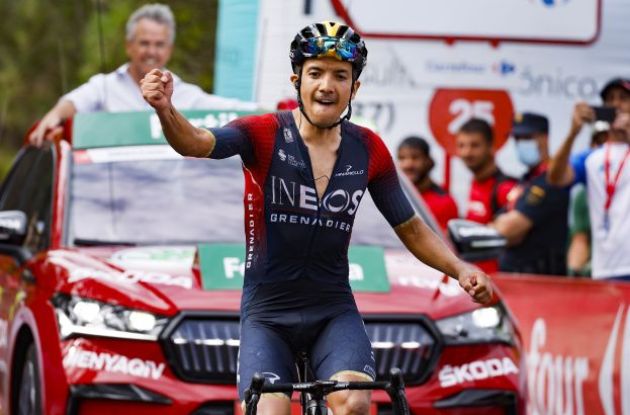 Richard Carapaz won stage 12 of La Vuelta 2022