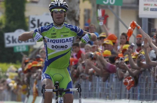 Nibali's teammates are ready to support him in the Giro, but Basso has been left out in the cold.