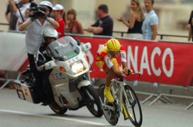 Alberto Contador (Team Astana). Photo copyright Fotoreporter Sirotti.