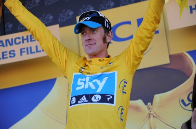 Bradley Wiggins (Team Sky Procycling) leads the Tour de France overall, ahead of Team BMC Racing's Cadel Evans. Photo Fotoreporter Sirotti. Bradley Wiggins (Team Sky Procycling) leads the Tour de France overall, ahead of Team BMC Racing's Cadel Evans. Photo Fotoreporter Sirotti.
