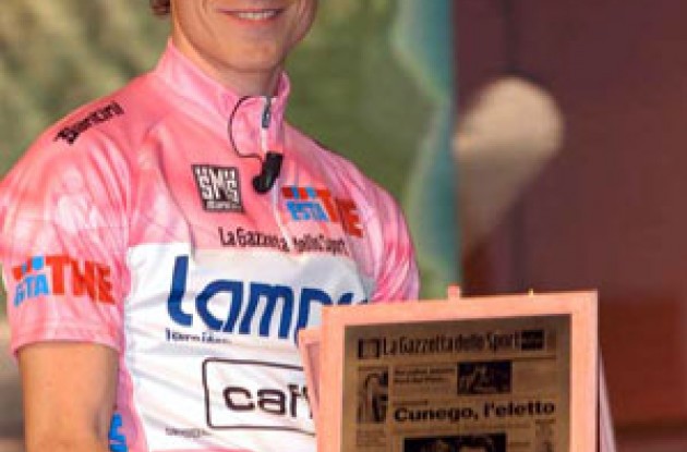 Damiano Cunego thinks this year's Giro route suits him. Photo copyright Fotoreporter Sirotti.