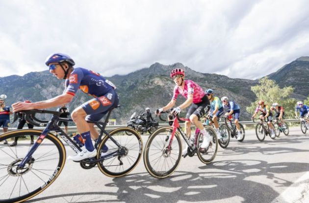 | Unipublic Cyclists in breakaway group