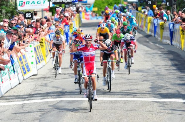 Daniel Moreno wins sprint to finish line in stage 2 of 2012 Criterium du Dauphine Libere. Photo Fotoreporter Sirotti.