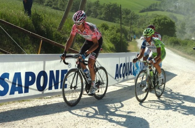 Team Garmin-Cervelo's David Millar chases back after his unfortunate crash. Photo Fotoreporter Sirotti.
