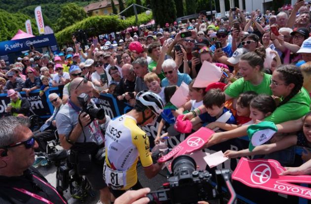 Fan favorite Egan Bernal leads the Ineos-Grenadiers line-up in Vuelta a Espana 2025 | RCS Sport Egan Bernal leads the Ineos-Grenadiers line-up in Vuelta a Espana 2025