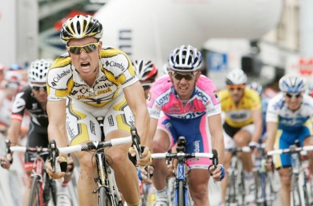 Bernhard Eisel (Team Columbia-Highroad) wins stage 2 of the 2009 Tour of Switzerland. Photo copyright Fotoreporter Sirotti.