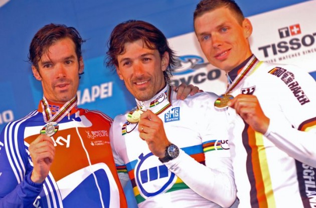 World Champion Fabian Cancellara on the podium in Geelong with David Millar and Tony Martin. Photo Fotoreporter Sirotti.