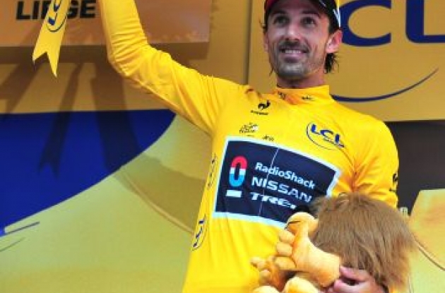 Fabian Cancellara leads the 2012 Tour de France. Photo Fotoreporter Sirotti.