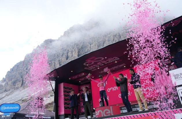 Geraint Thomas on the Giro d'Italia podium