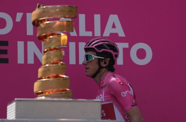 Geraint Thomas with the Giro d'Italia winner trophy