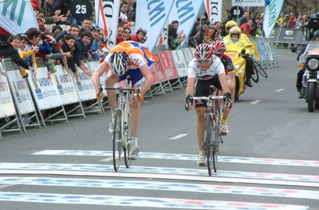 Robert Gesink, Alejandro Valverde and Chris Horner sprint across the finish line in stage four of the 2010 Vuelta Ciclista al Pais Vasco / Tour of the Basque Country.