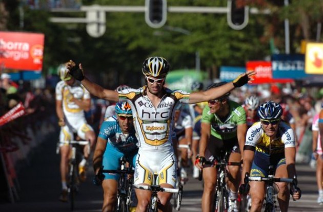 Greg Henderson wins stage 3 of the 2009 Tour of Spain. Photo copyright Fotoreporter Sirotti.