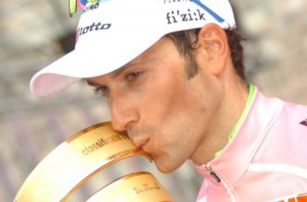 Ivan Basso celebrates that he won the 2010 Giro d'Italia. Photo copyright Fotoreporter Sirotti.