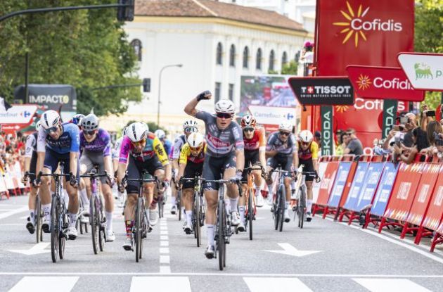Jasper Philipsen sprints to victory in stage 8 of Vuelta a Espana | Unipublic Jasper Philipsen sprints to victory in stage 8 of Vuelta a Espana