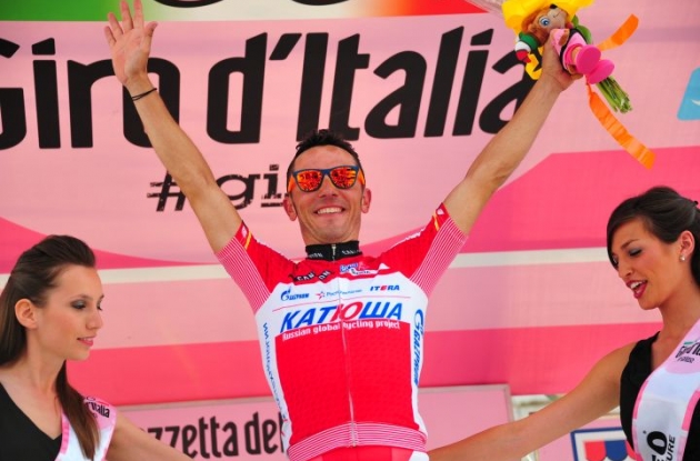 Who said celebrating a stage win in the Giro had to be boring? Photo Fotoreporter Sirotti.