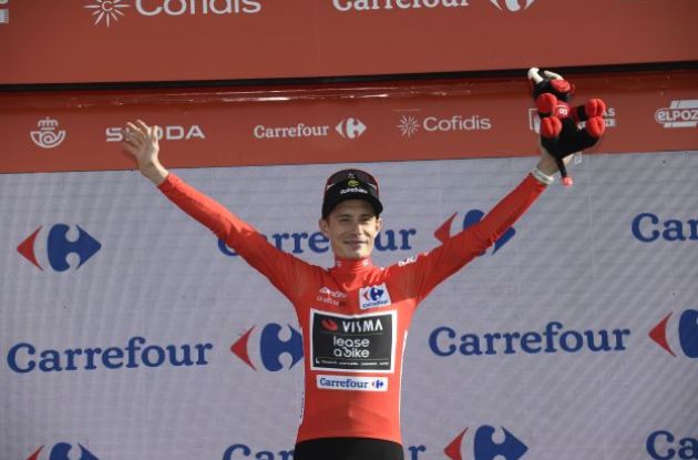 | Unipublic Jonas Vingegaard on the podium as general classification leader