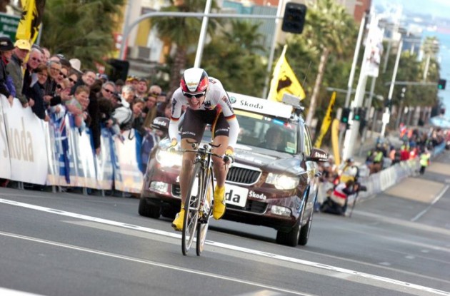 Judith Arndt powers forward. Photo Fotoreporter Sirotti. Judith Arndt powers forward. Photo Fotoreporter Sirotti.