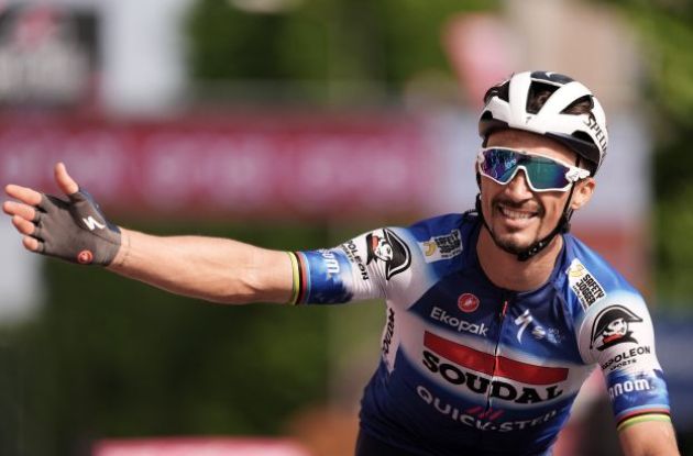 Julian Alaphilippe wins stage 12 of Giro d'Italia