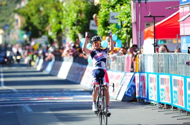Lars Ytting Bak breaks away to stage 12 victory in 2012 Giro d'Italia. Photo Fotoreporter Sirotti.