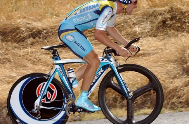 Leipheimer looked extremely powerful today. Leipheimer looked extremely powerful today.