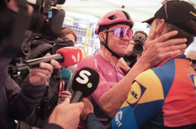 Mads Pedersen of Team Lidl-Trek congratulates Carlos Verona