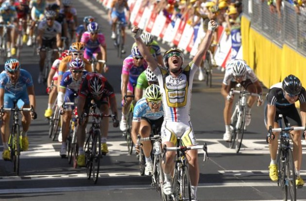 Mark Cavendish finally gets his 2010 Tour de France stage win! Photo copyright Fotoreporter Sirotti. Mark Cavendish finally gets his 2010 Tour de France stage win! Photo copyright Fotoreporter Sirotti.