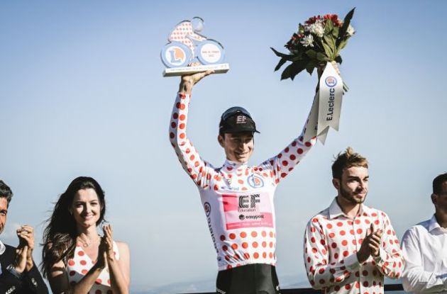 Neilson Powless on the Puy de Dome podium as leader of the best climber competition