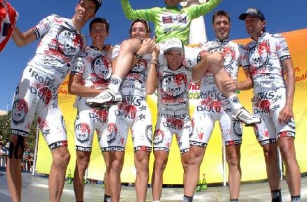 Rock Racing celebrates Oscar Sevilla's Vuelta a Chihuahua win, the team's 35th victory of 2009. Photo by Alex Aguirre.