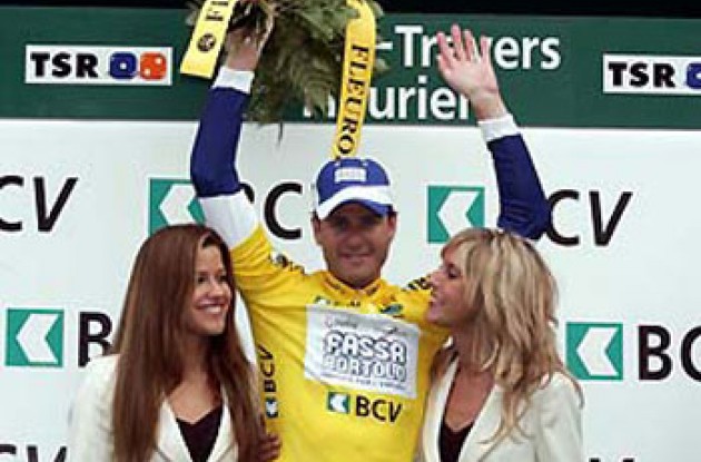 Petacchi on the podium. Photo copyright Roadcycling.com.
