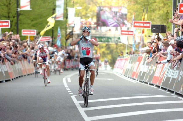 Philippe Gilbert wins the 2011 Amstel Gold Race. Photo Fotoreporter Sirotti.