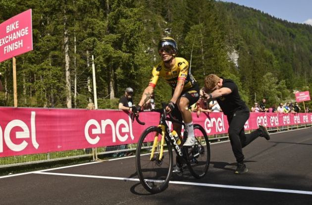 Primoz Roglic has won the stage 20 mountain time trial of Giro d'Italia 2023